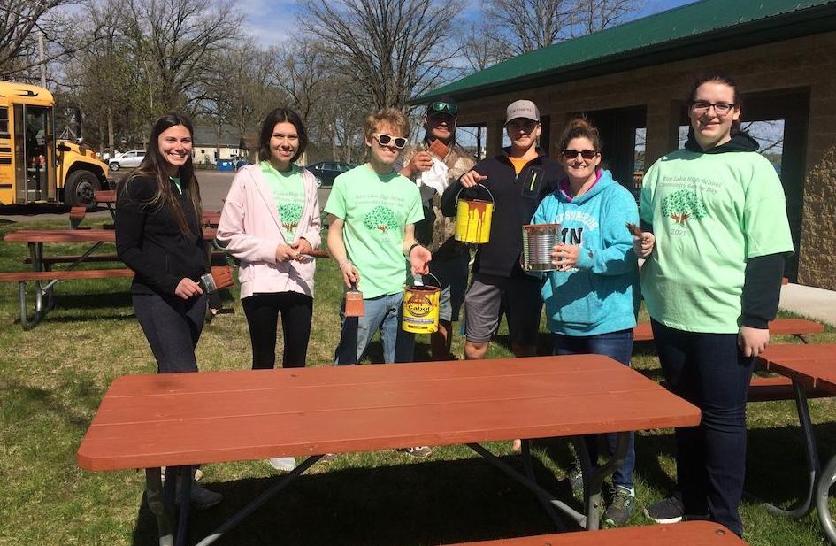 Rebecca Staut's homeroom touches up picnic tables